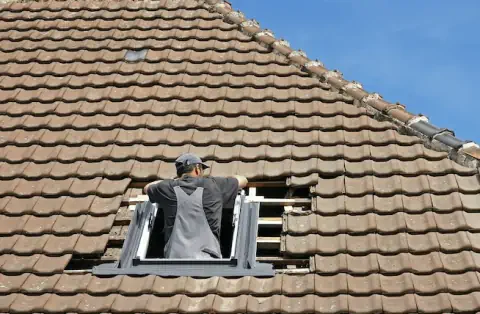 Pose de velux - La Trinité